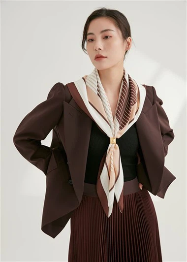 Firkantet tørklæde i satin